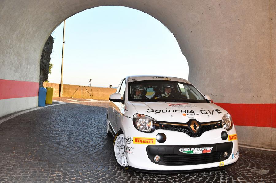  Renault Twingo R1 2016 года  (фото 5 из 30)